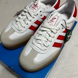 Adidas Sambae / ordered the wrong size from StockX / never worn